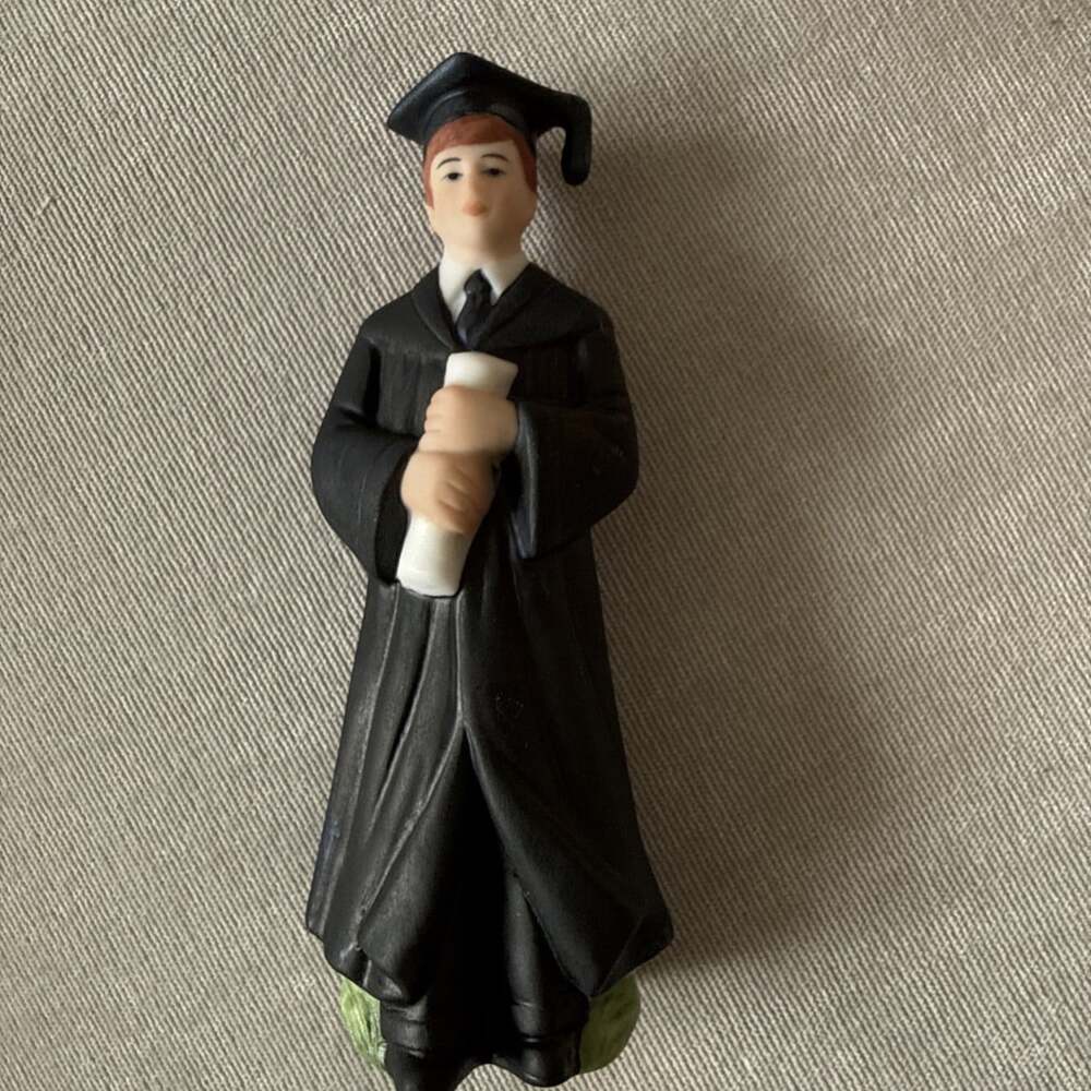 Vintage Lefton Graduate boy figurine 4.5"H Taiwan Graduation
